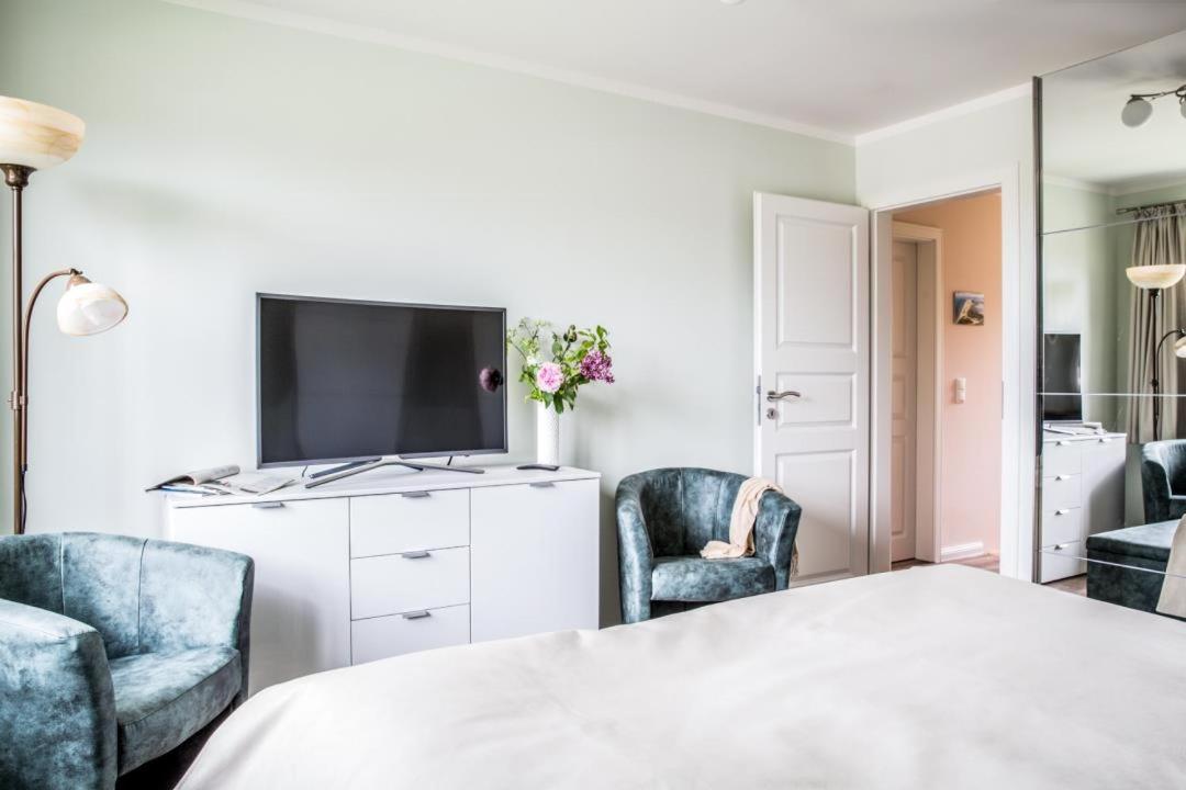 Haus Rose, Luxus-Ferienhaus In Fuhlendorf Fur 4 Personen ภายนอก รูปภาพ